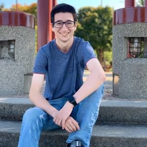 Meet your Posher, Thomas